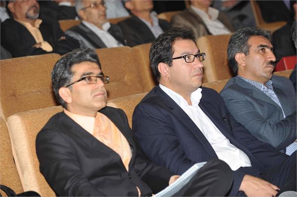نشست مدیریت-سه
